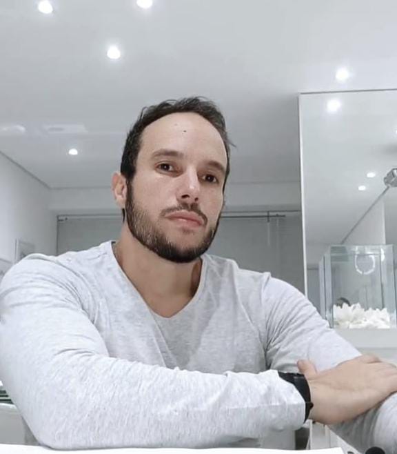 alexandre cavalieri professor