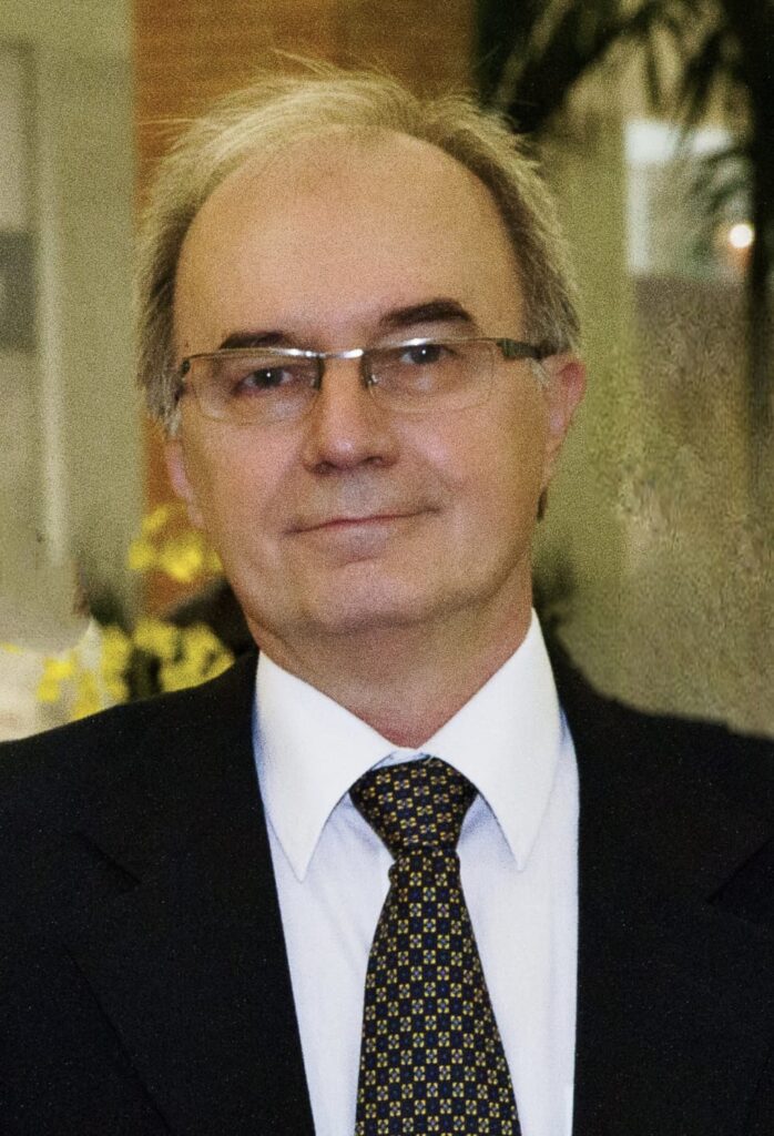 hector rossi professor